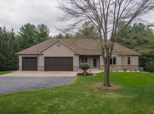 1750 Cedar Crest Rd NW, Rochester, MN 55901