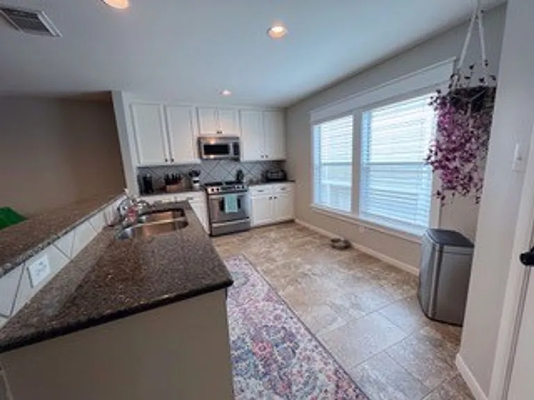 1728 Bevis St — Photo 25