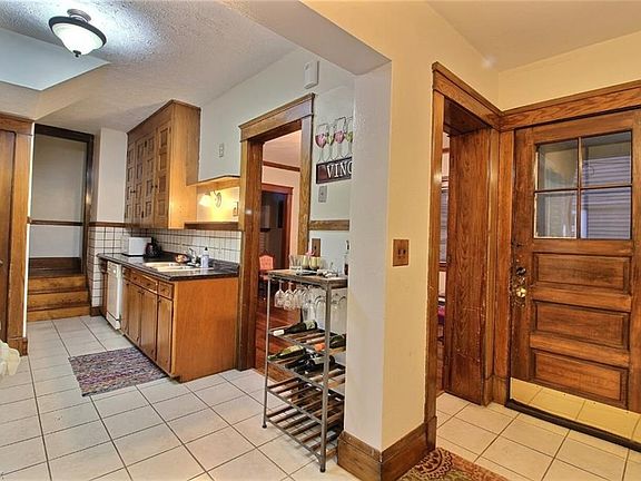 5th image of 16110 Clifton Blvd