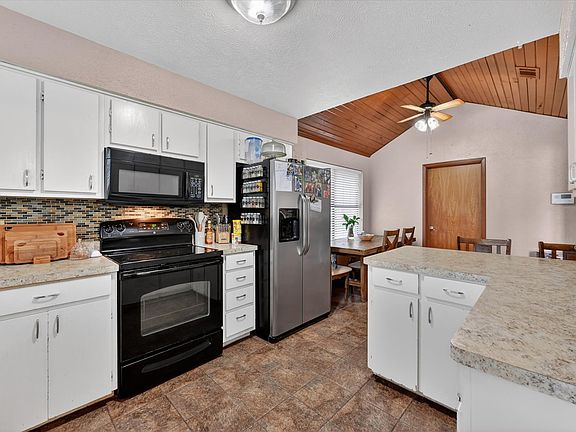 5th image of 3921 Timberidge Dr