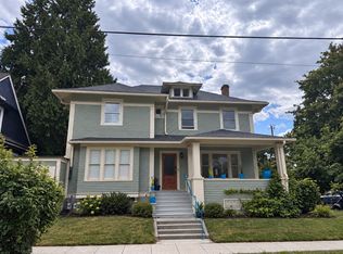 1904 SE Alder St #A, Portland, OR 97214