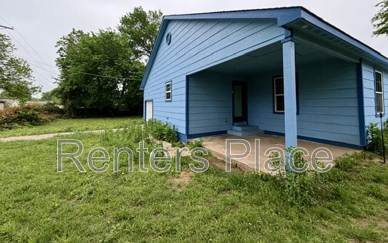 1 bed, 1.0 bath, 750 sqft, $700 — Photo 2