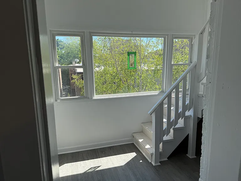 1457 W Foster Ave #3R — Photo 9