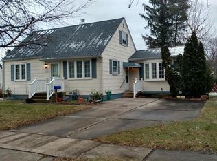 13 Frances Dr, Freehold, NJ 07728