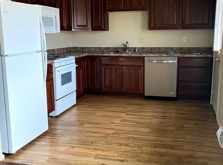 112 W Falls Rd, Grafton, WI 53024