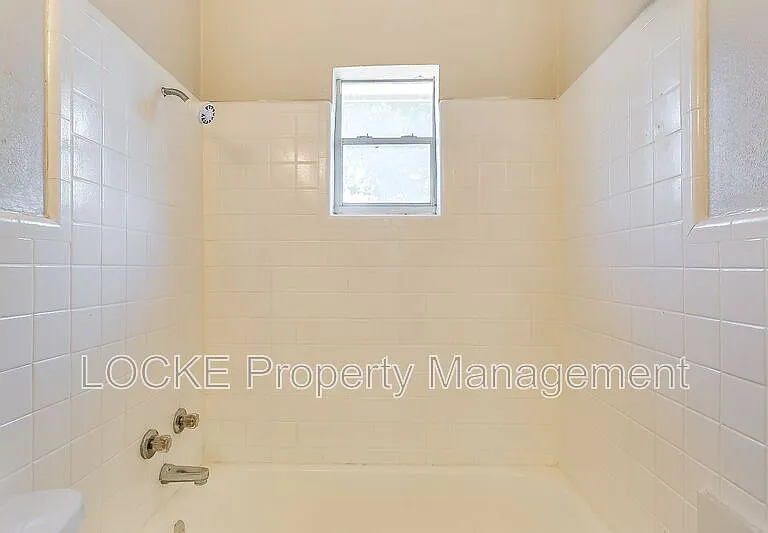 3421 S University Dr #D — Photo 11
