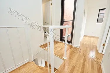 Rented by Genik Group Corp