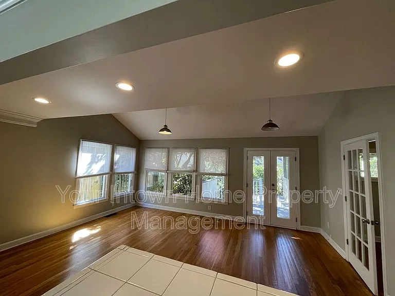 1207 Oglethorpe Ave — Photo 19