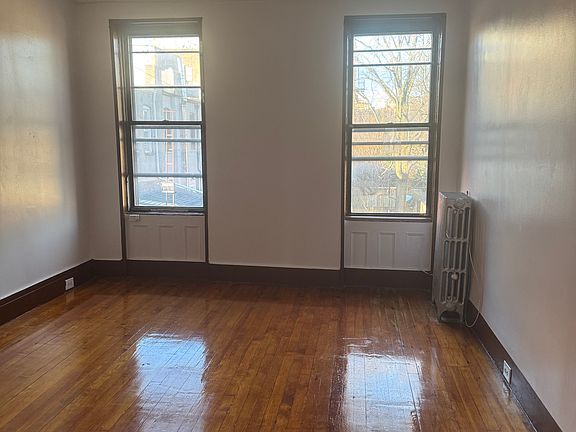 3rd image of 3111 Snyder Ave APT 2