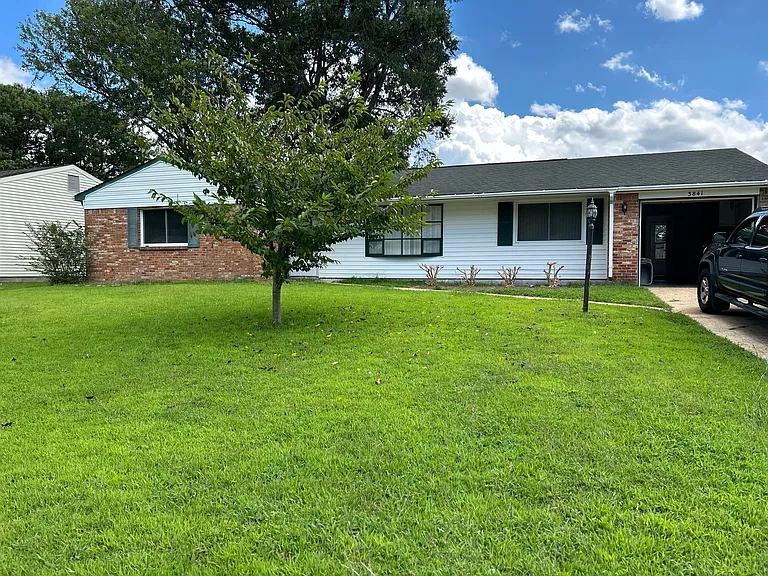 3841 Forrester Ln — Photo 18