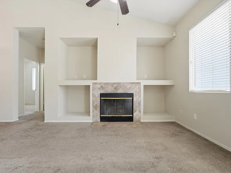 9386 Laguna Pointe Way — Photo 15