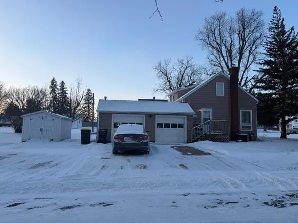 420 3rd Ave NW, Spring Grove, MN 55974