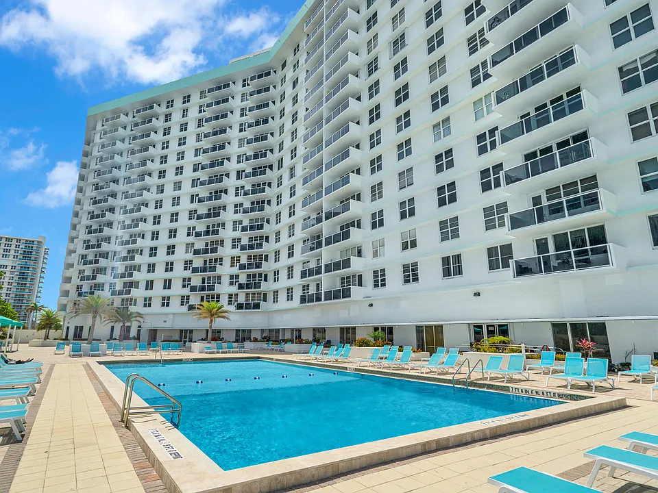 3725 S Ocean Dr #1215