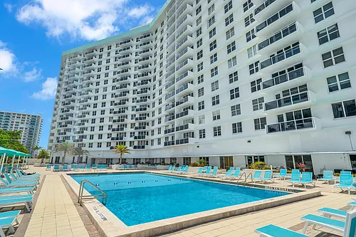 3725 S Ocean Dr #1215 Photo 1