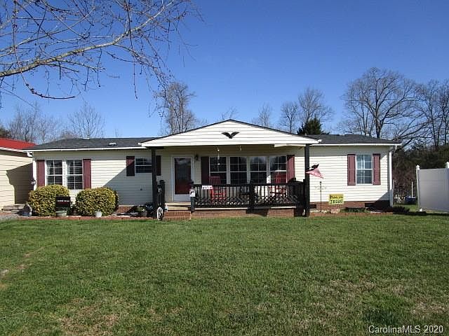 1st image of 3688 Silver St