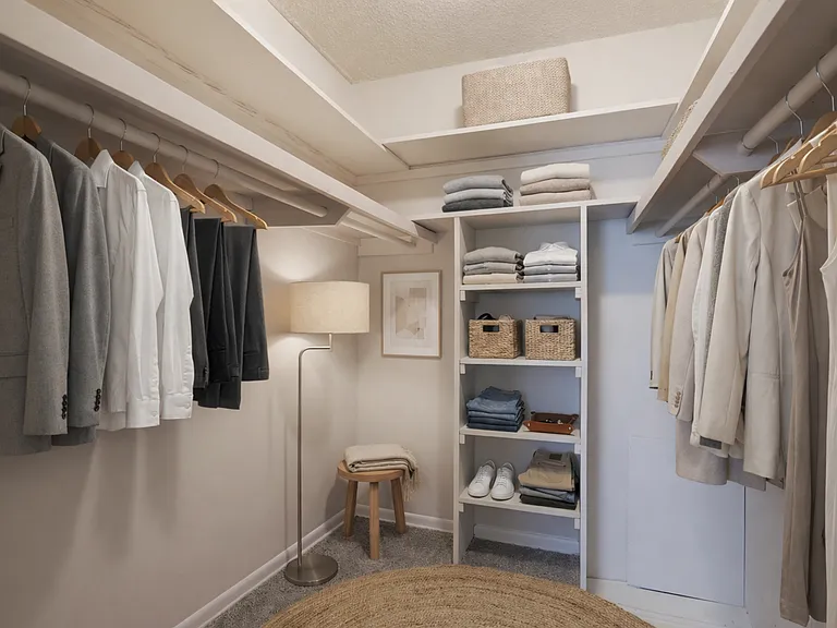 Hampton Hall | Comfort, Convenience, & Community All In One — Photo 37