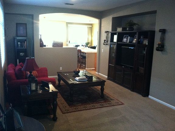 3rd image of 2664 Honeysuckle Dr