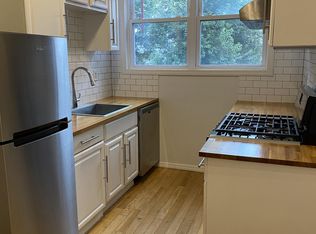 270 Summit Ave #2, Jersey City, NJ