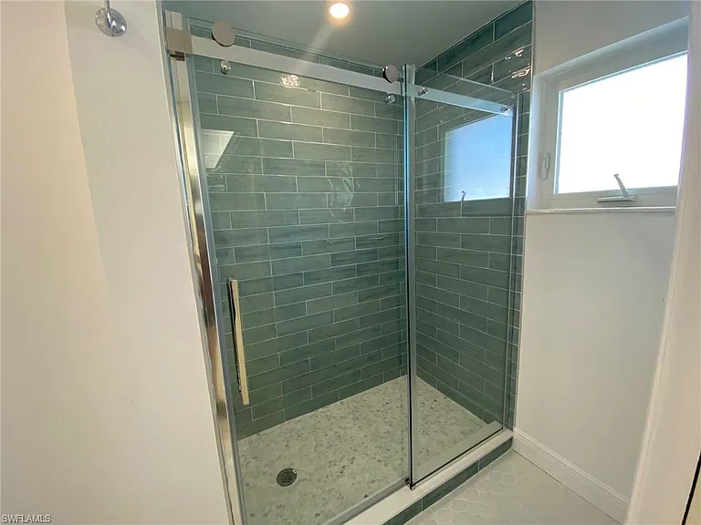660 Regatta Rd — Photo 10