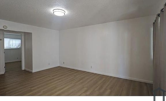 4th image of 1843 8th Ave #1