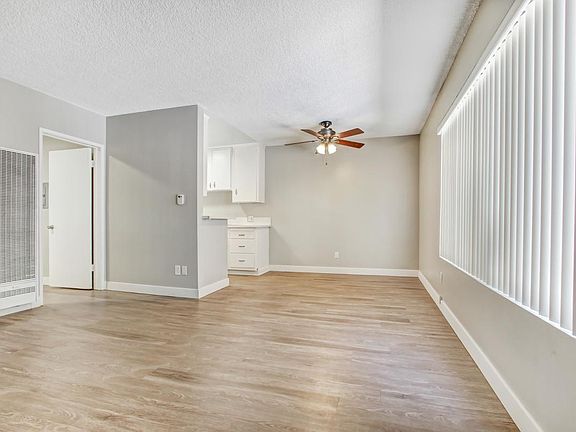 4th image of 4081 McLaughlin Ave #2160598