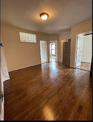 3rd image of 230 E 7th St APT 4C
