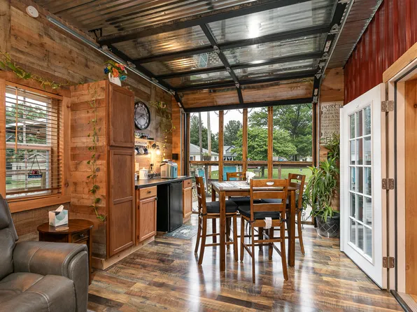 203/205 N Jefferson Street, Humansville, MO 65674