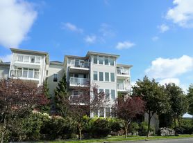 Courtyard Apartments, 2 Bed 1 Bath
