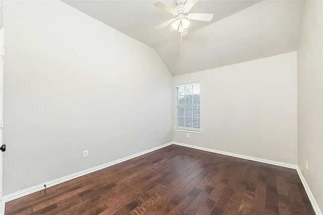 3616 Timothy Dr — Photo 17