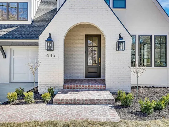 6115 Catalina St, Fairway, KS 66205