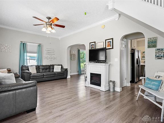 5th image of 78 E Xenia St