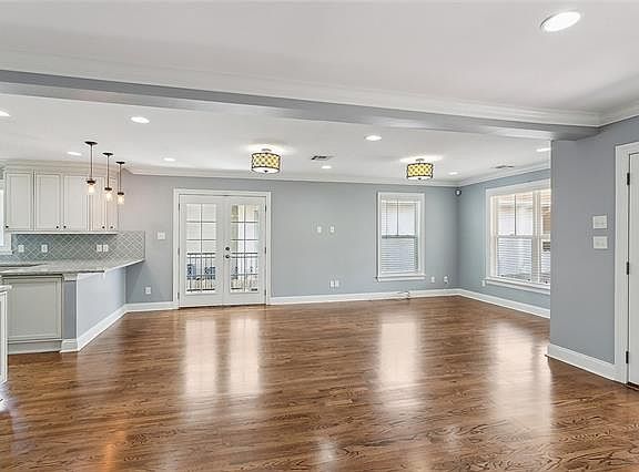 4th image of 6771 Canal Blvd