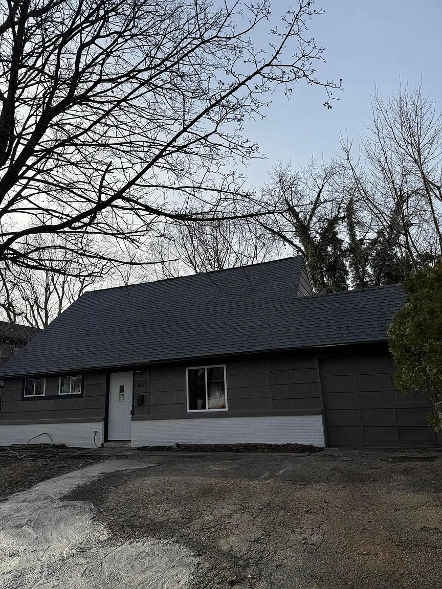 1607 Baxter Dr photo 1