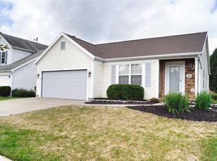 1344 Valley Dr, Marysville, OH 43040