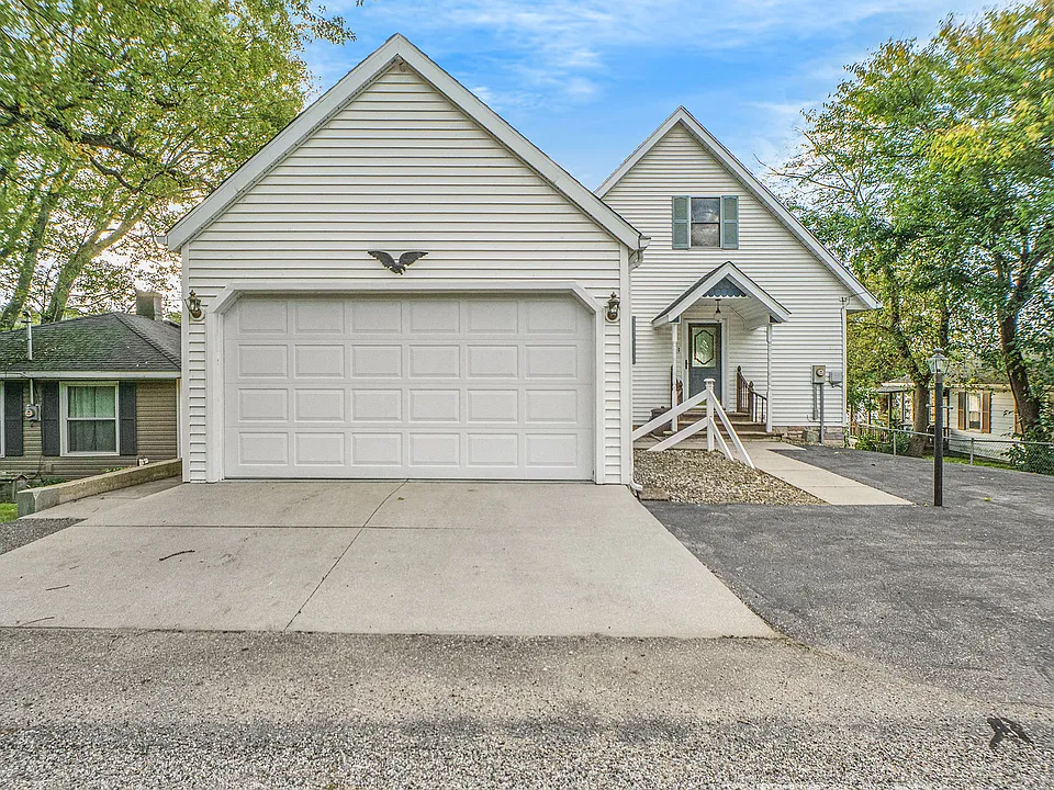 10139 Lucas Rd