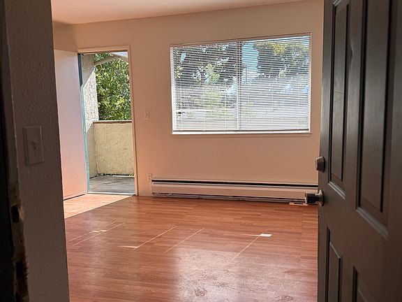 2nd image of 1365 Sunny Ct APT 12