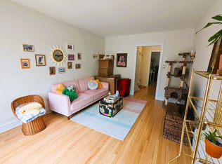 7300 N Greenview Ave #1E, Chicago, IL 60626