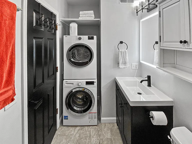 258 Bremen St #2 — Photo 13