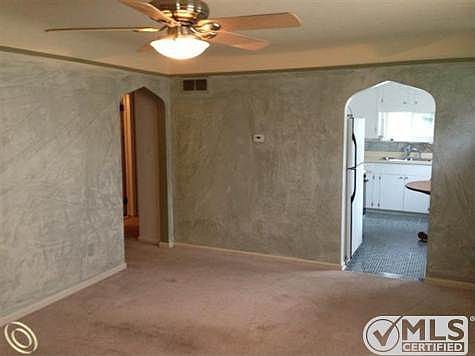Living room 2