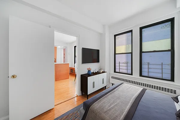 Rented by Vector New York, LLC | media 7