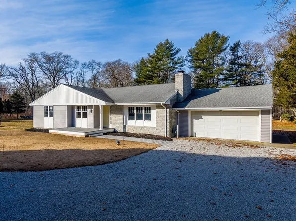 837 Main Rd, Westport, MA 02790