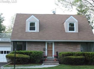 57 Herrick Ave, Teaneck, NJ 07666