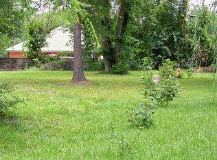 801 Maryland Dr, Athens, TX 75751