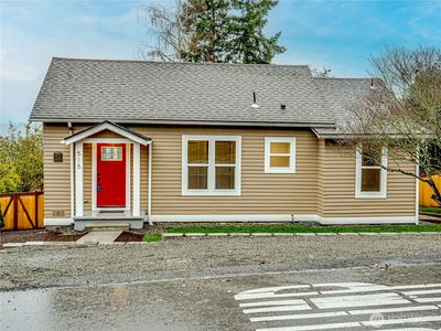 515 Hazel Avenue N, Kent, WA, 98030