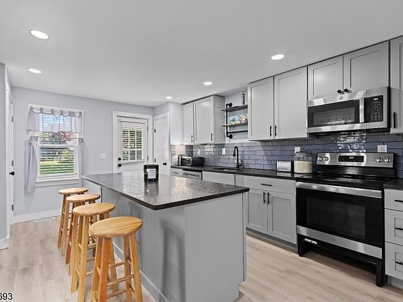 5th image of 22 Decatur St #22