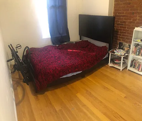 Rented by Alexander Bilu, LREB | media 7