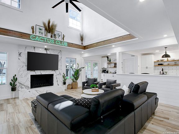 3rd image of 11023 MOUNT BORACHO DR