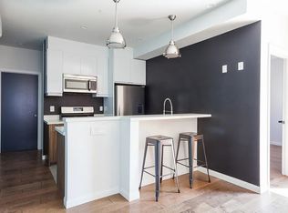 Dee Jay and The Joint, Los Angeles, CA 90007