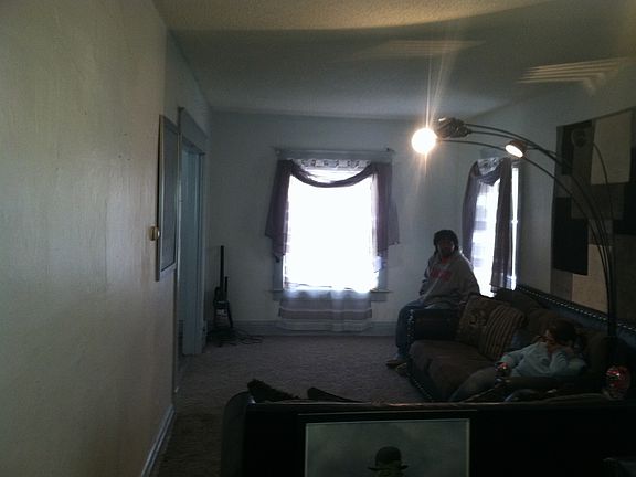 5th image of 804 Garfield Ave