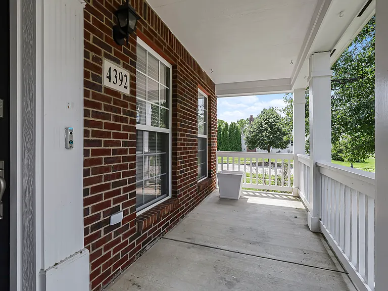 4392 Greensbury Dr — Photo 10